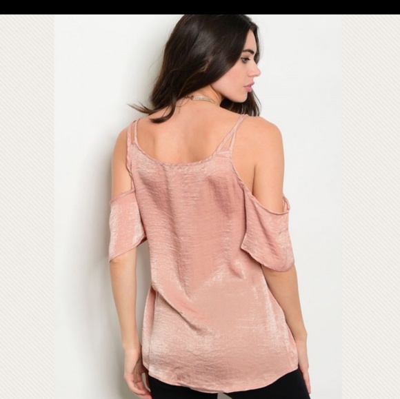 Blush Cold Shoulder Top - Picture 2 of 3